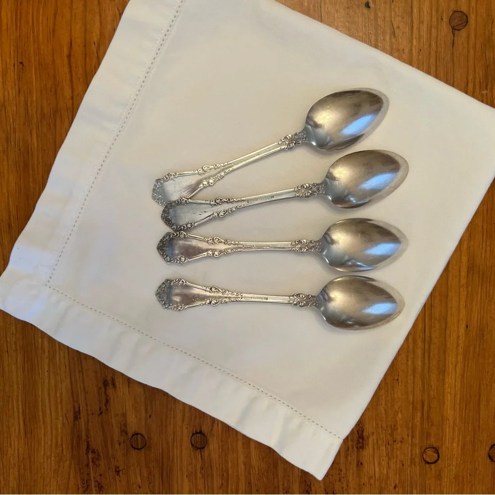 Set of 4 1847 Rogers Bros Silver Plate Teaspoons